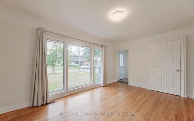 Additional image 6 of 28 Jack Ave