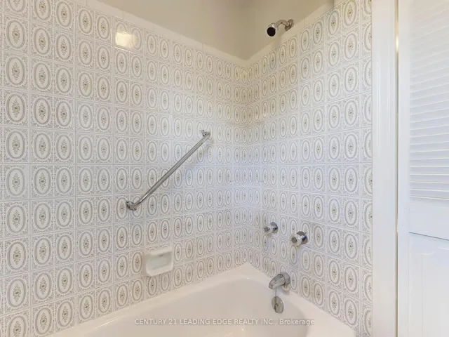 Additional image 38 of 1 Faulkland Rd