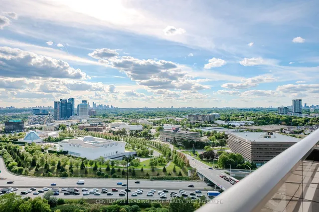 Additional image 37 of 135 Wynford Dr Unit PH303