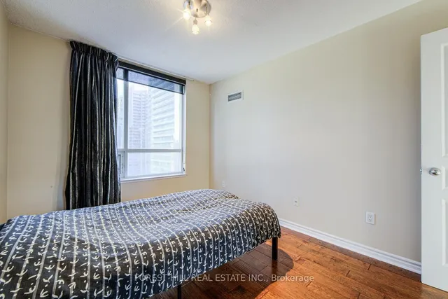 Additional image 21 of 801 Bay St Unit 1606