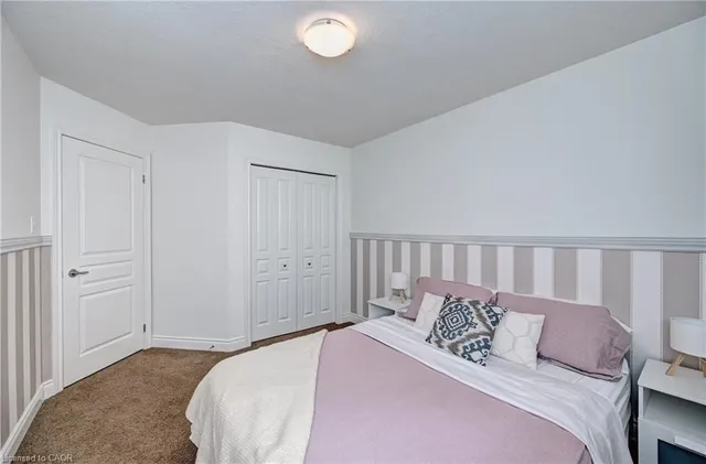 Additional image 38 of 72 Helena Feasby St