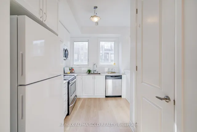 Additional image 14 of 45 Thomas Mulholland Dr Unit 3