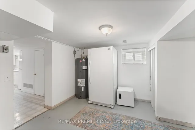 Additional image 31 of 138 Kane Ave