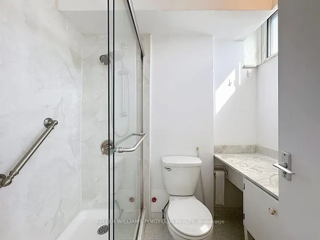 Additional image 32 of 44 Longbourne Dr Unit 404