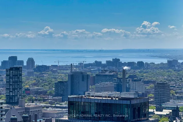 Additional image 26 of 42 Charles St Unit 4403