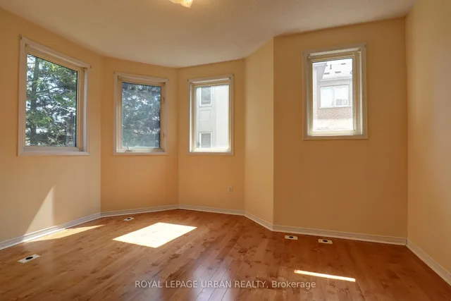 Additional image 17 of 28 Rosebank Dr Unit 1015