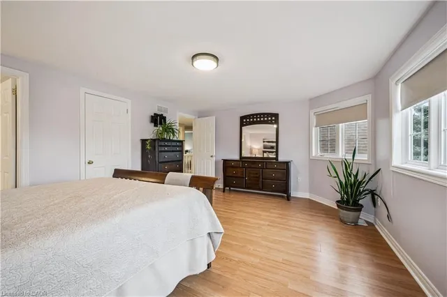 Additional image 3 of 533 Rush Meadow Cres