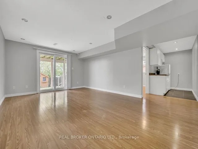 Additional image 39 of 141 Hollyridge Cres