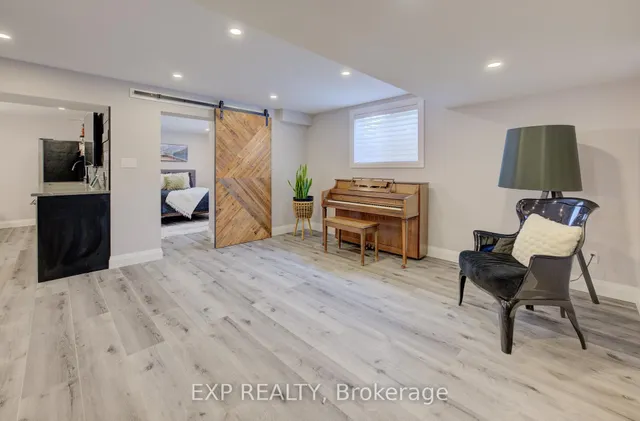 Additional image 33 of 11 Deer Creek St