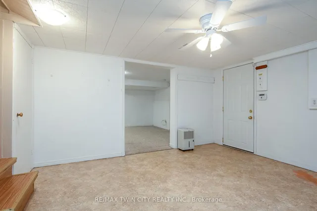 Additional image 40 of 148 Siebert Ave