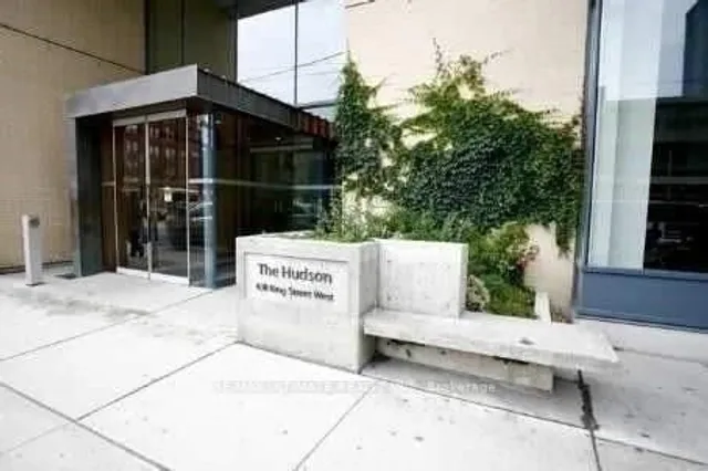 Additional image 18 of 438 King St Unit 1206