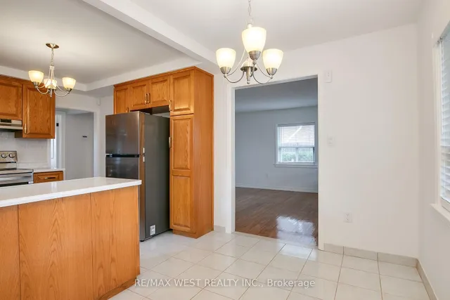 Additional image 16 of 50 Larchmere Ave