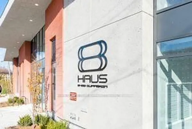 Additional image 2 of 2433 Dufferin St Unit 506