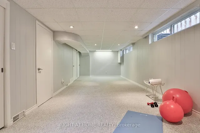 Additional image 30 of 21 Gaiety Dr