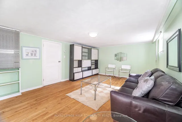 Additional image 34 of 185 Dunraven Dr