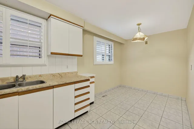 Additional image 17 of 8 Cross St