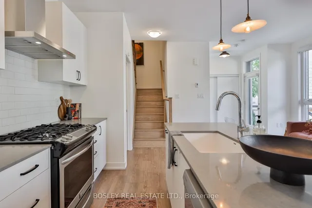 Additional image 10 of 39 Florence St Unit TH8