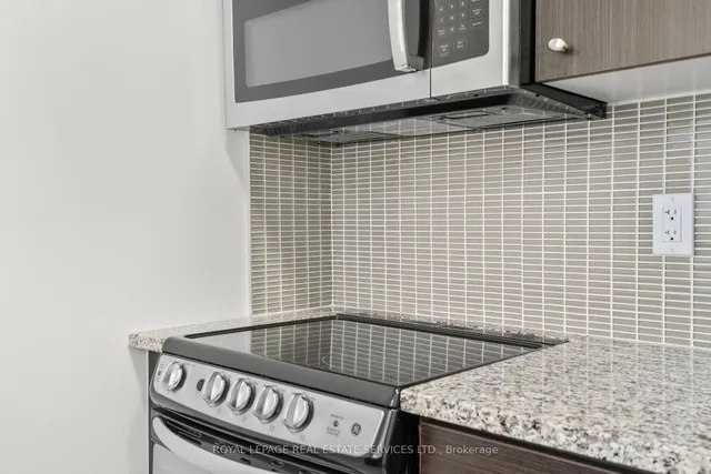 Additional image 7 of 15 Coneflower Cres Unit 225