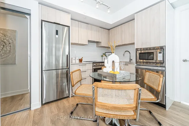 Additional image 13 of 18 Maitland Terr Unit 2403