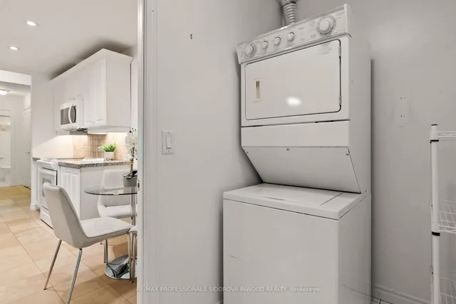 Additional image 10 of 2662 Bloor St Unit 507