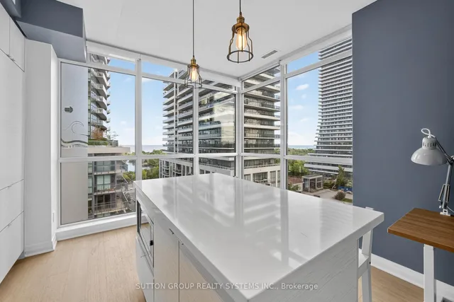 Additional image 17 of 60 Annie Craig Dr Unit 815