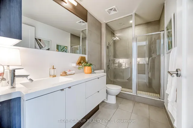 Additional image 22 of 300 Front St Unit 2001