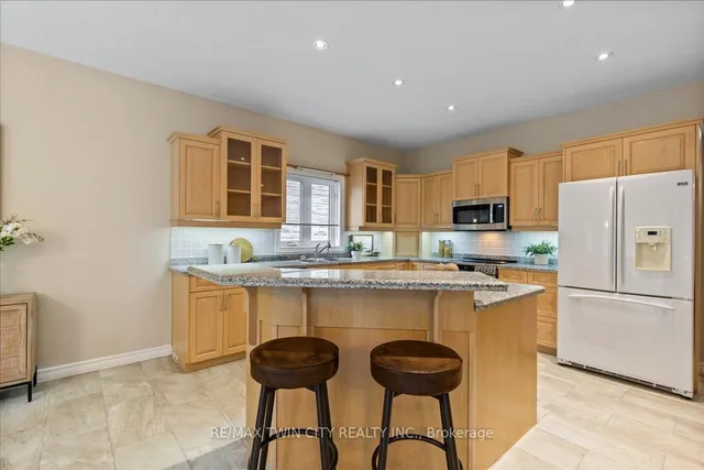 Additional image 16 of 122 Briarmeadow Pl