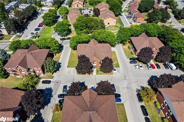 Additional image 3 of 565 Greenfield Ave Unit 610