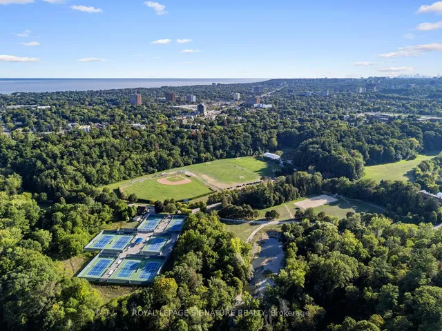 Additional image 43 of 27 Watson St