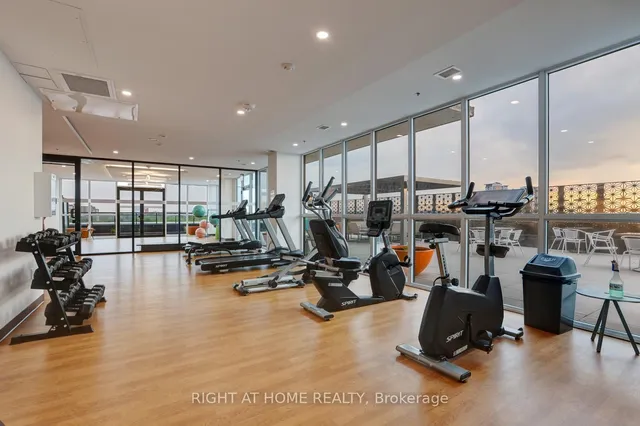 Additional image 37 of 60 Charles St Unit 1804