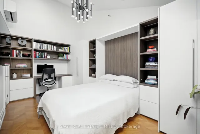 Additional image 17 of 670 Richmond St Unit 205