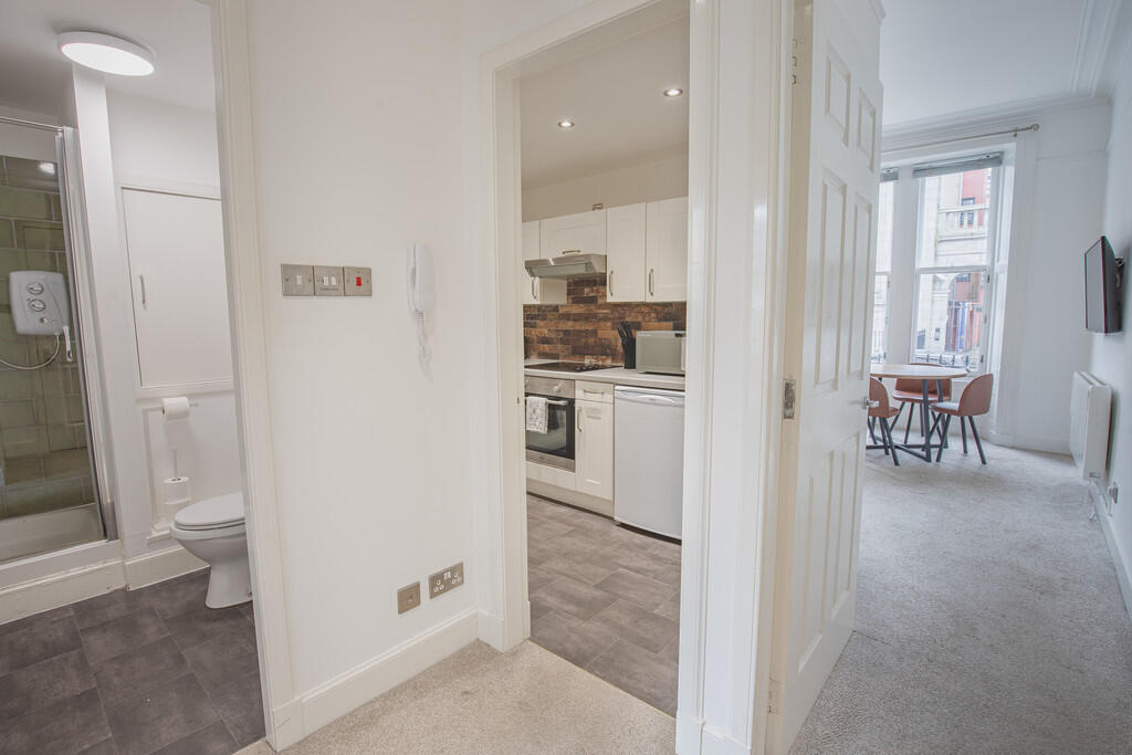 Additional image 3 of Crown Street flat D, Aberdeen