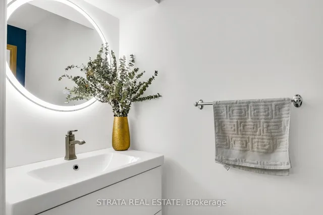 Additional image 11 of 36 Blue Jays Way Unit 1311