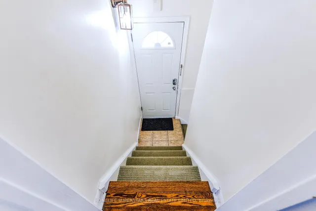 Additional image 33 of 3987 Bloor St