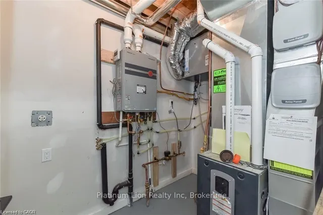 Additional image 36 of 46 Franklin St