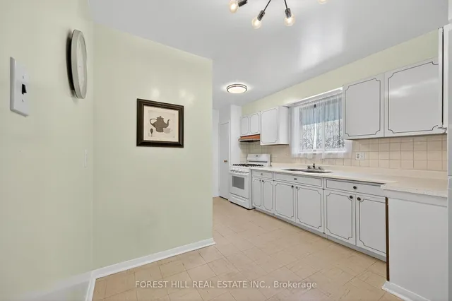 Additional image 10 of 35 Regatta Cres