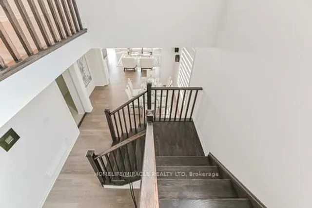 Additional image 35 of 30 Saxony St