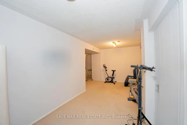 Additional image 37 of 14 Williamsburg Rd Unit 38