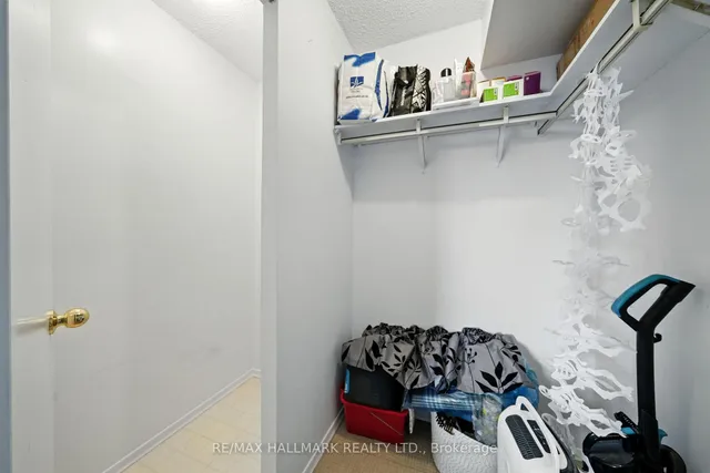 Additional image 25 of 3050 Ellesmere Rd Unit #802