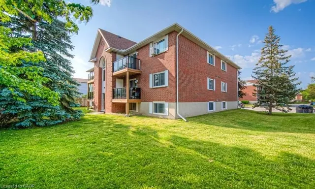 Additional image 2 of 565 Greenfield Ave Unit 703