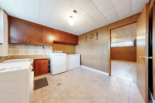 Additional image 25 of 22 Woodenhill Crt