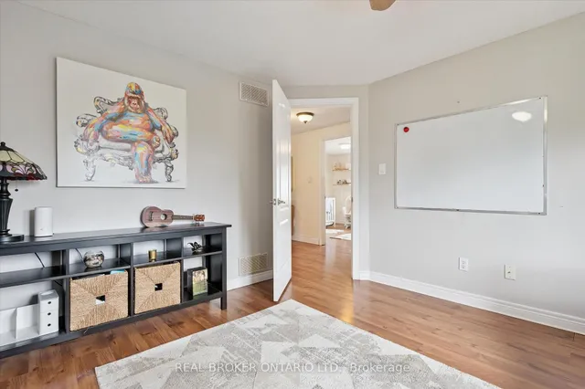 Additional image 19 of 18 Pearwood Crt