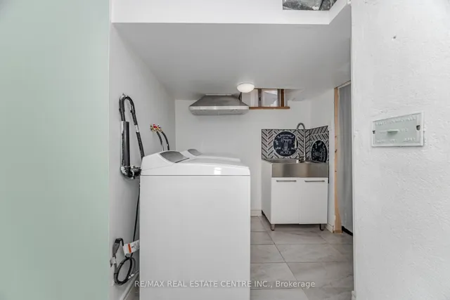 Additional image 40 of 19 Seneca Dr