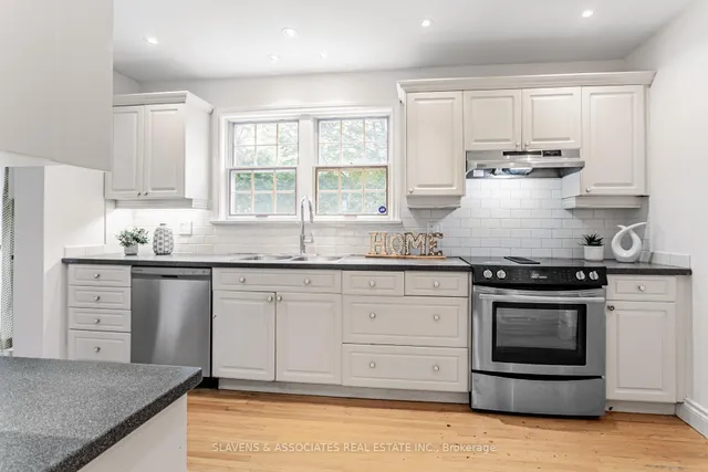 Additional image 14 of 123 Lord Seaton Rd