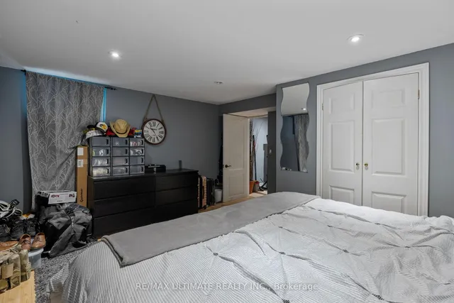 Additional image 40 of 23 Seneca Ave