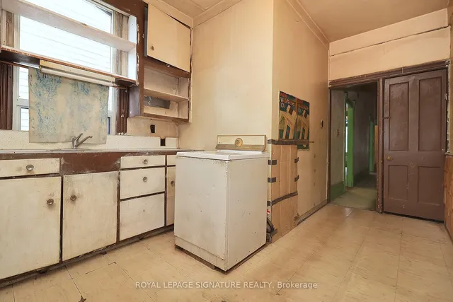 Additional image 11 of 360 Logan Ave