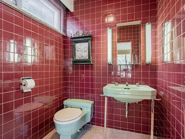 Additional image 25 of 15 Ridelle Ave