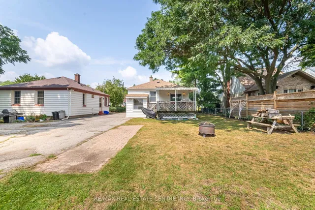 Additional image 50 of 19 Seneca Dr