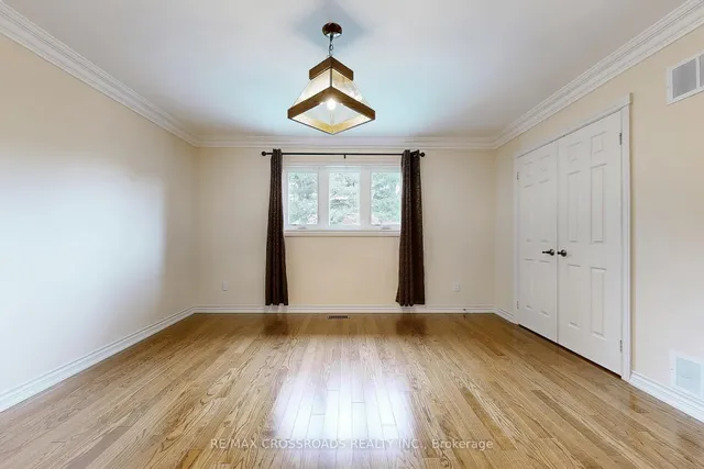 Additional image 27 of 58 Cosmic Dr