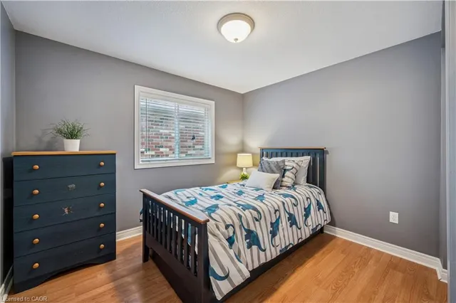 Additional image 5 of 533 Rush Meadow Cres